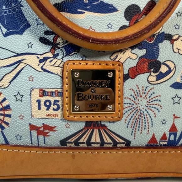 Disney Dooney & Bourke Bag - Disneyland 1/2 Marathon - Satchel - Picture 11 of 15
